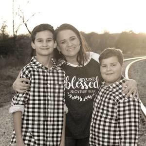 Meet your Posher, Angela